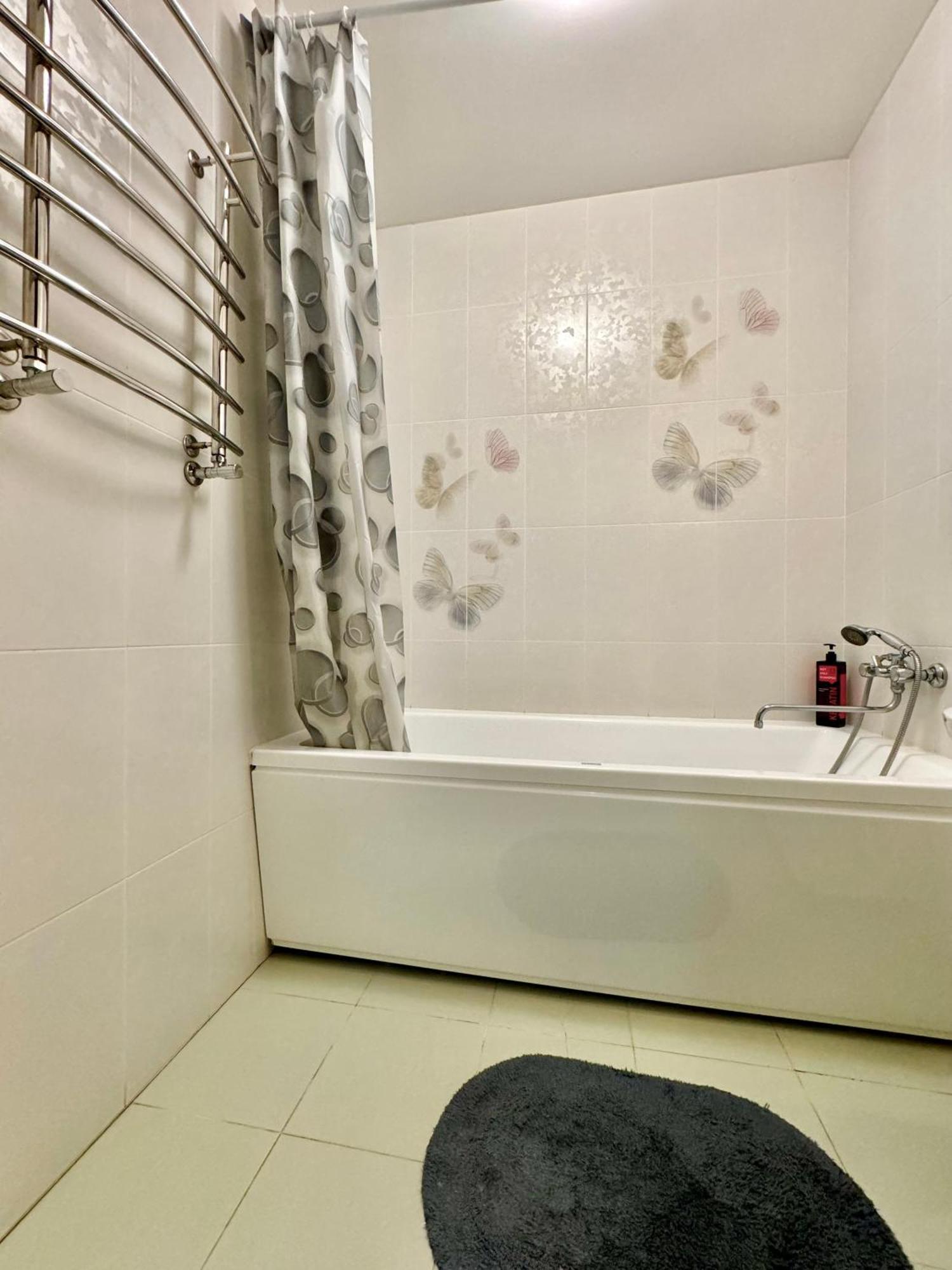 Apartpoltava Світлі Просторі Апартаменти 80М2 , 2-Окремі Кімнати, Новобудова Центр Чек Банківський 외부 사진